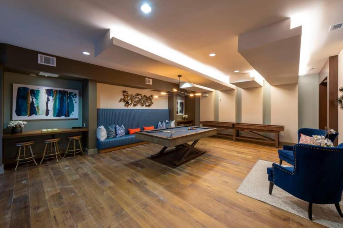 Apartment Downtown Apart 1 Bed 1 Bath Free Parking