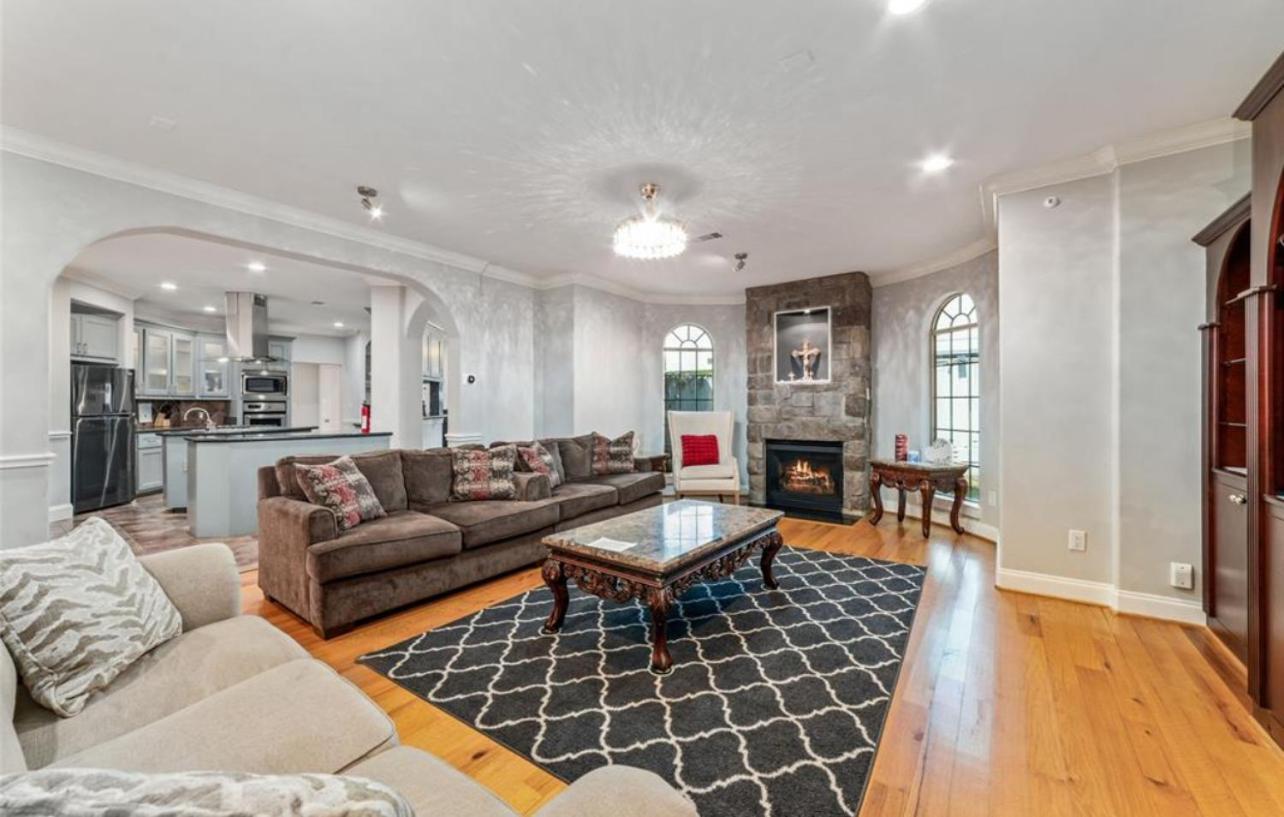 Holiday home Luxuria Mini-mansion Near Downtown *