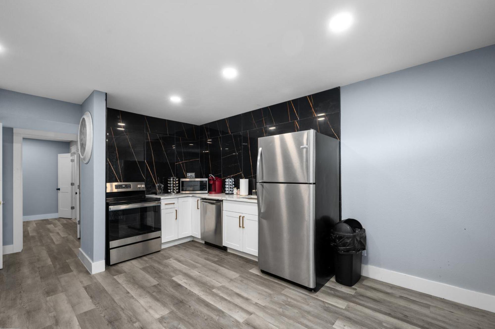 Apartment Cute And Stylish 1br With Pool & Free Park