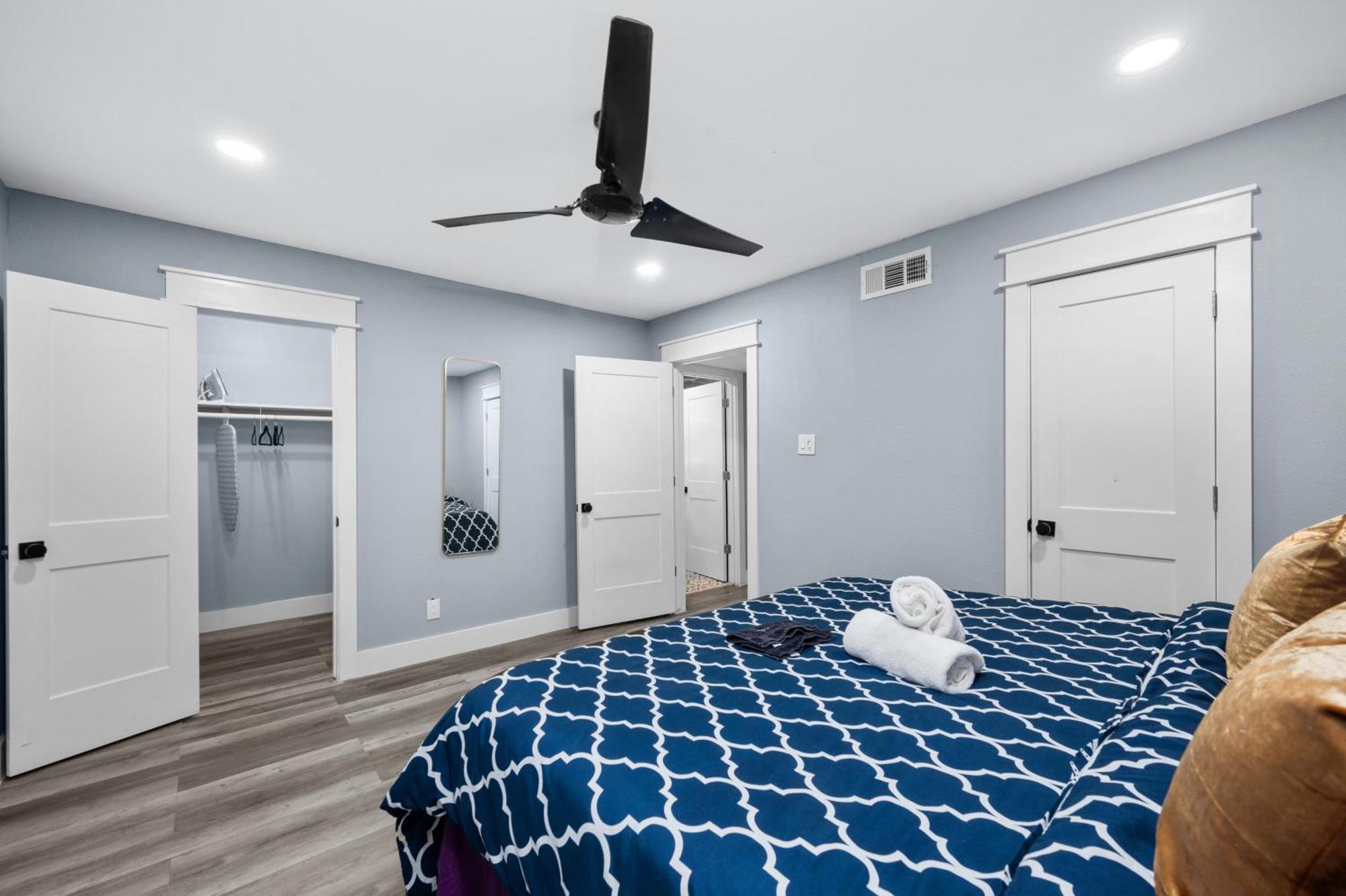 Cute And Stylish 1br With Pool & Free Park * Houston