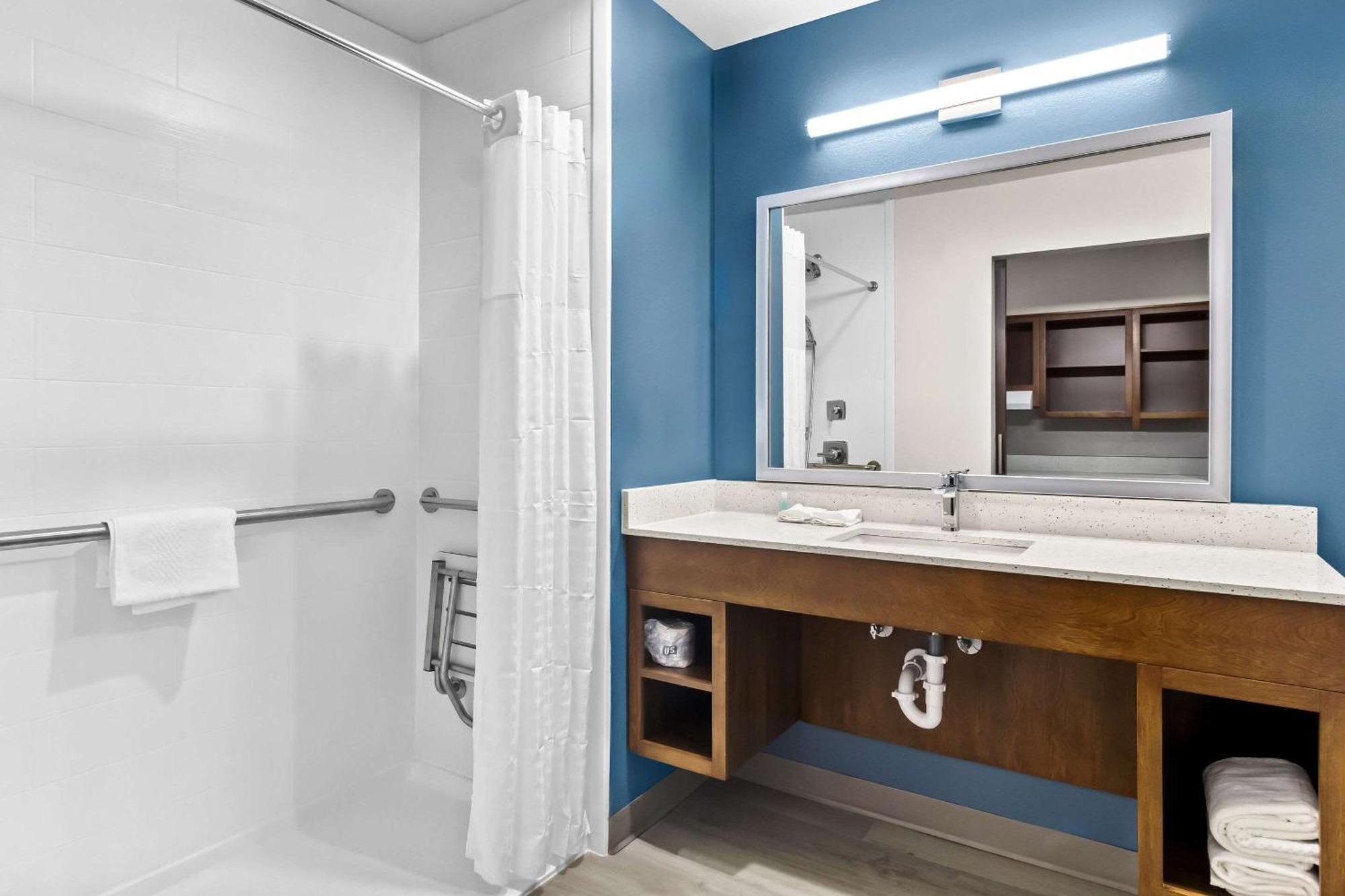 Hotel Woodspring South Hobby *