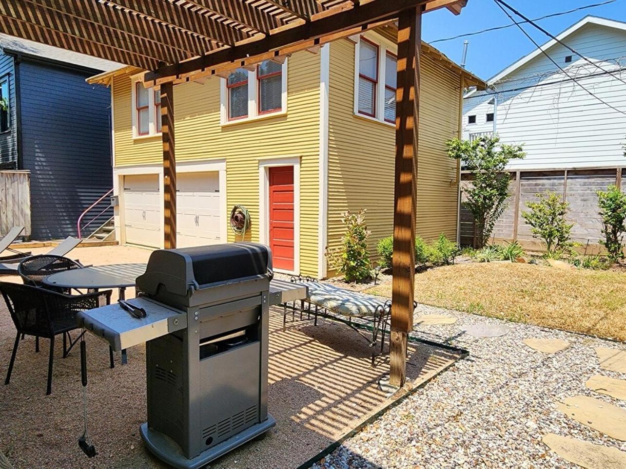 Cute & Quiet Garage