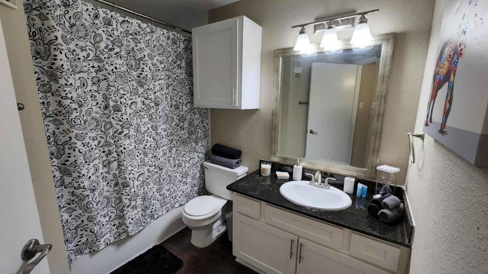 Med Center Charm 2br Haven * Houston