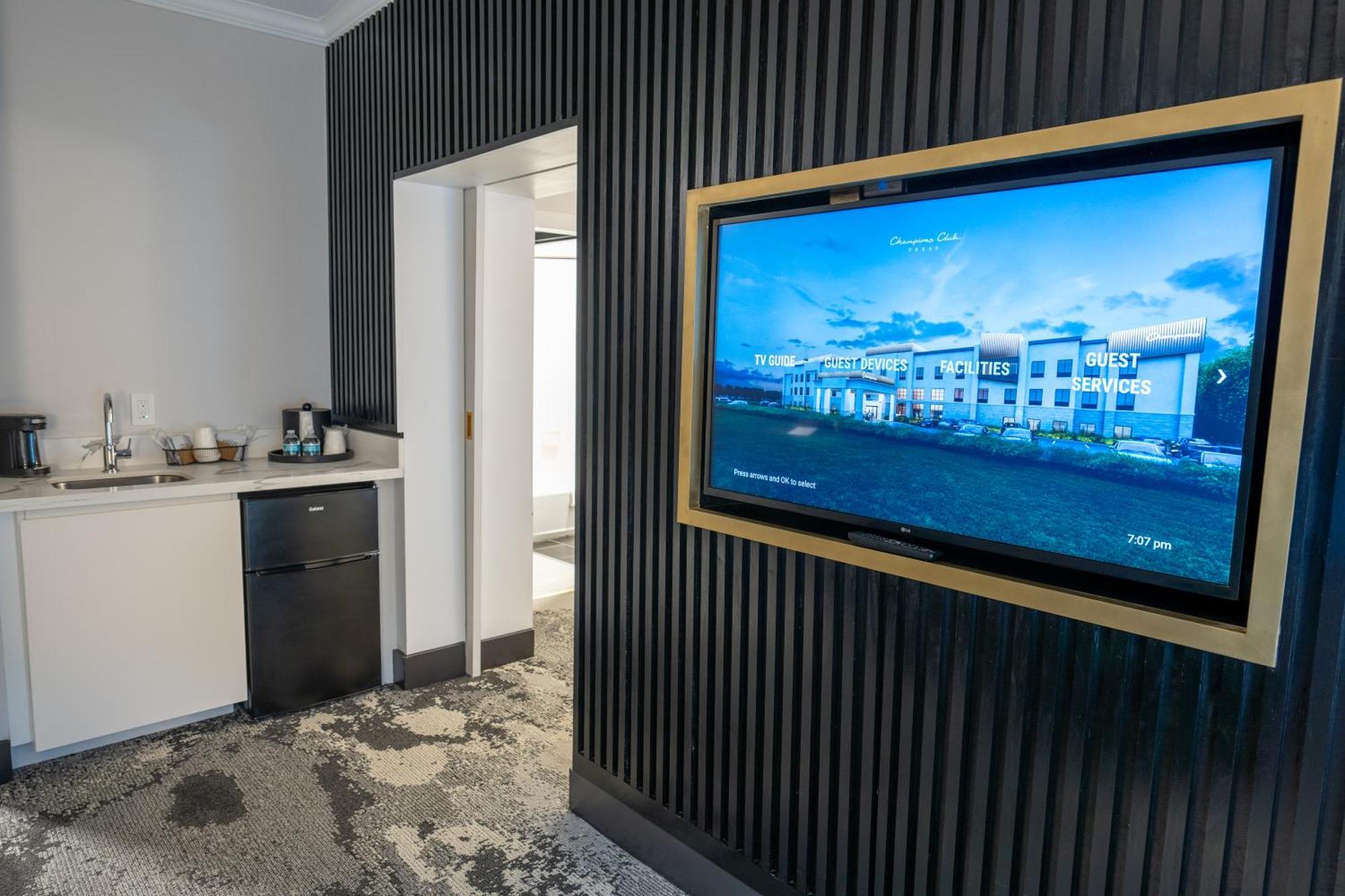 Champions Club And Hotel, Houston Westchase Hotel