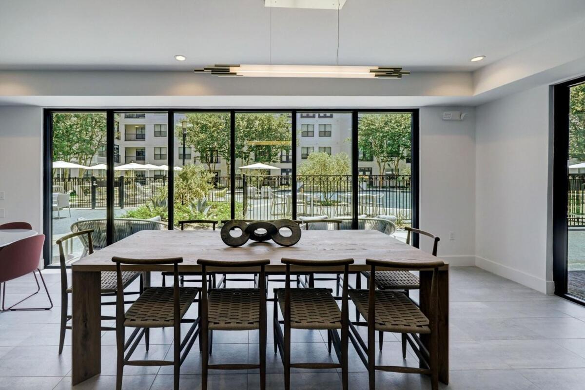 Ubp - Luxury 1 Bed Montrose Living *