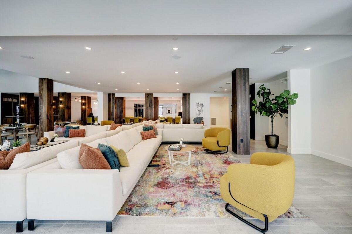 Ubp - Chic Midtown Montrose Apartment *