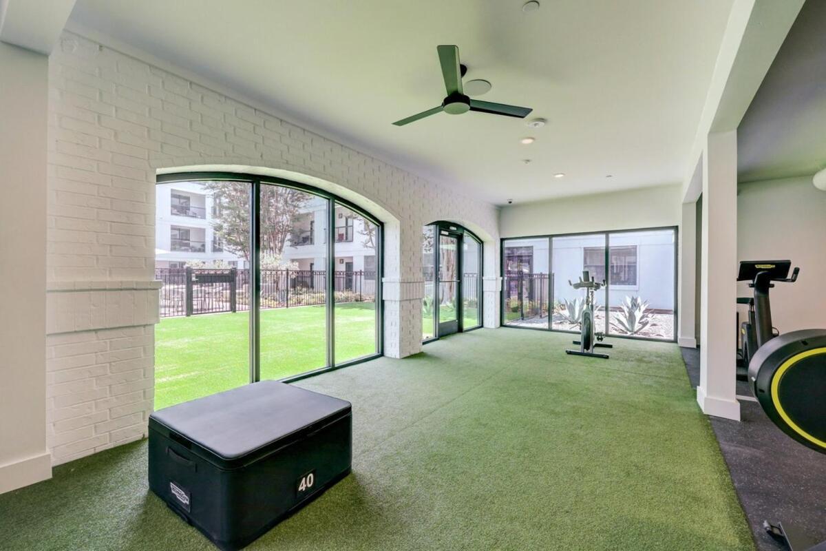Ubp - Chic Midtown Montrose *
