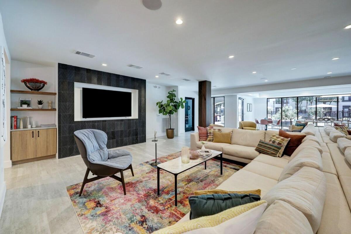 Ubp - Chic Midtown Montrose Apartment Houston
