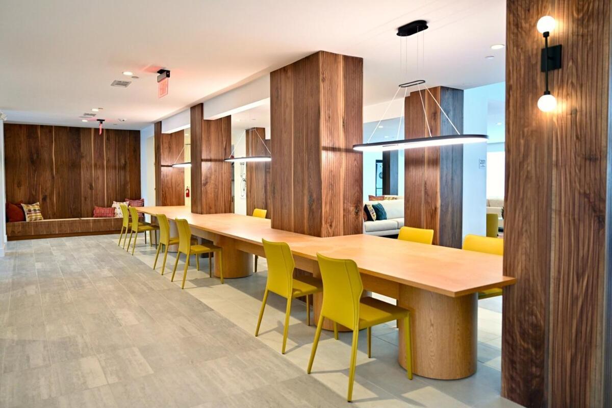 Ubp - Chic Midtown Montrose Apartment *