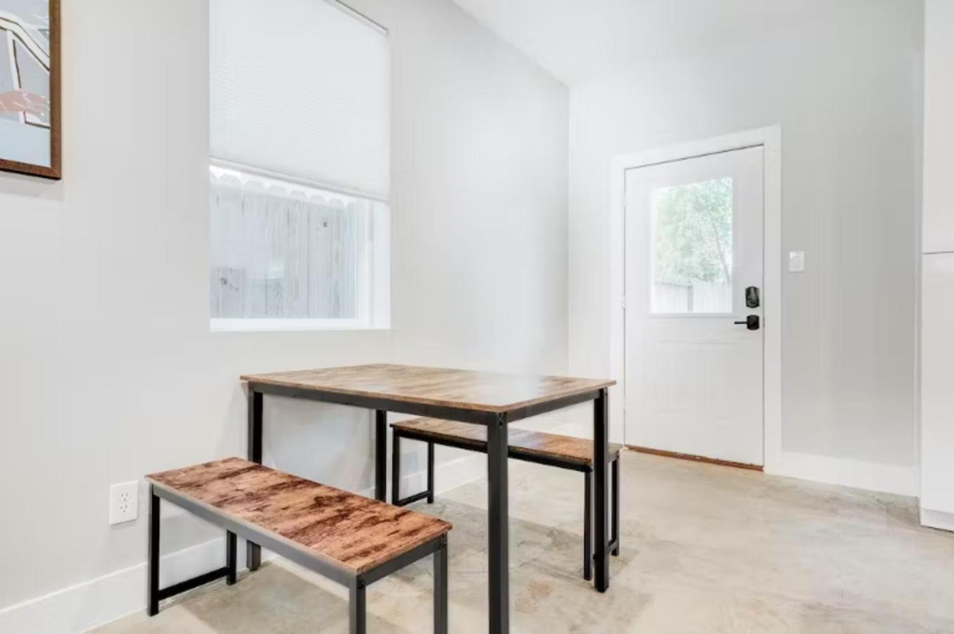 Centrally Located Pet Friendly 3 Bedroom Haven Houston