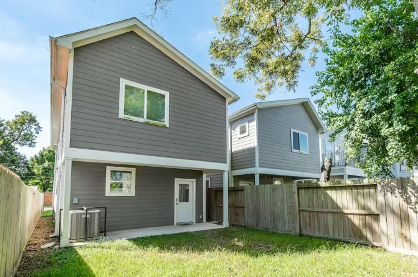 Centrally Located Pet Friendly 3 Bedroom Haven Holiday home Houston