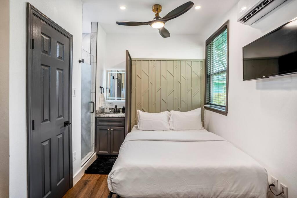 Htx Ultra Studio #3 *