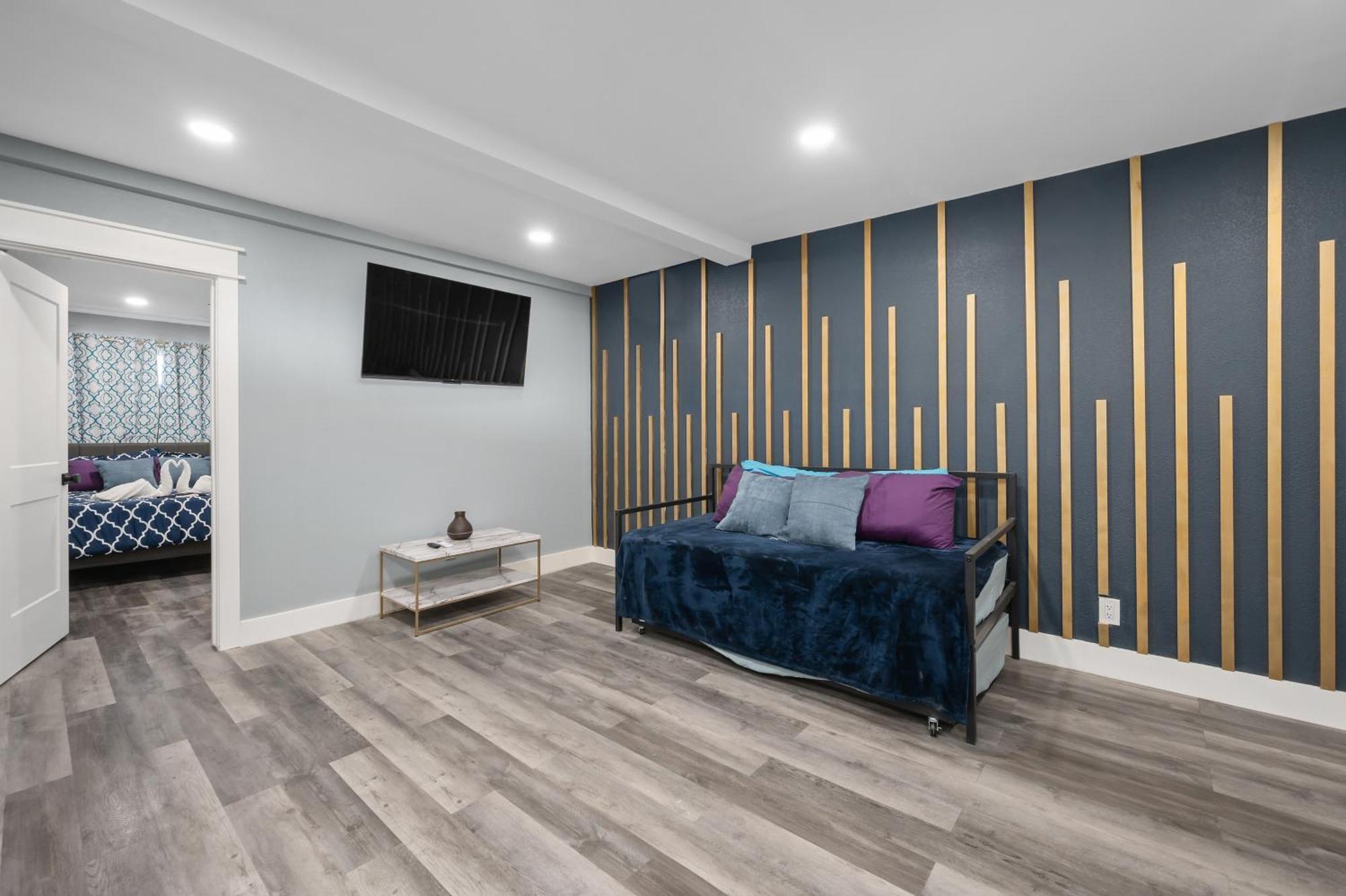 Elegant 2br Near Med Center With Free Park *