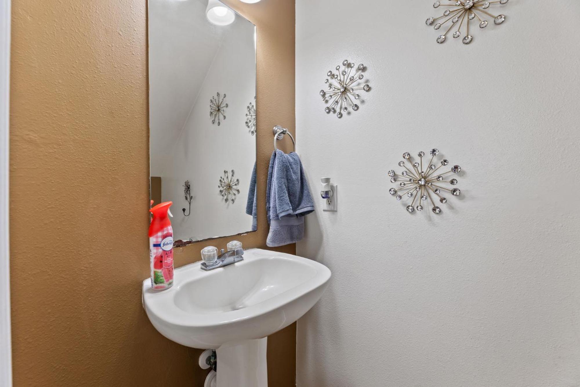 Brand New 4br 2ba With Hot Tub *