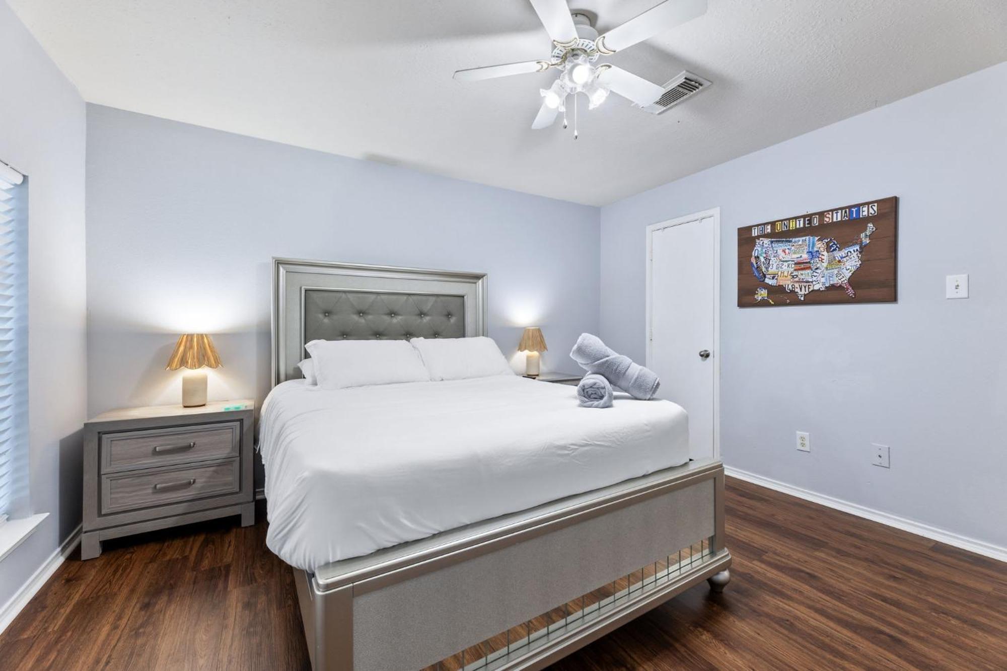 Brand New 4br 2ba With Hot Tub