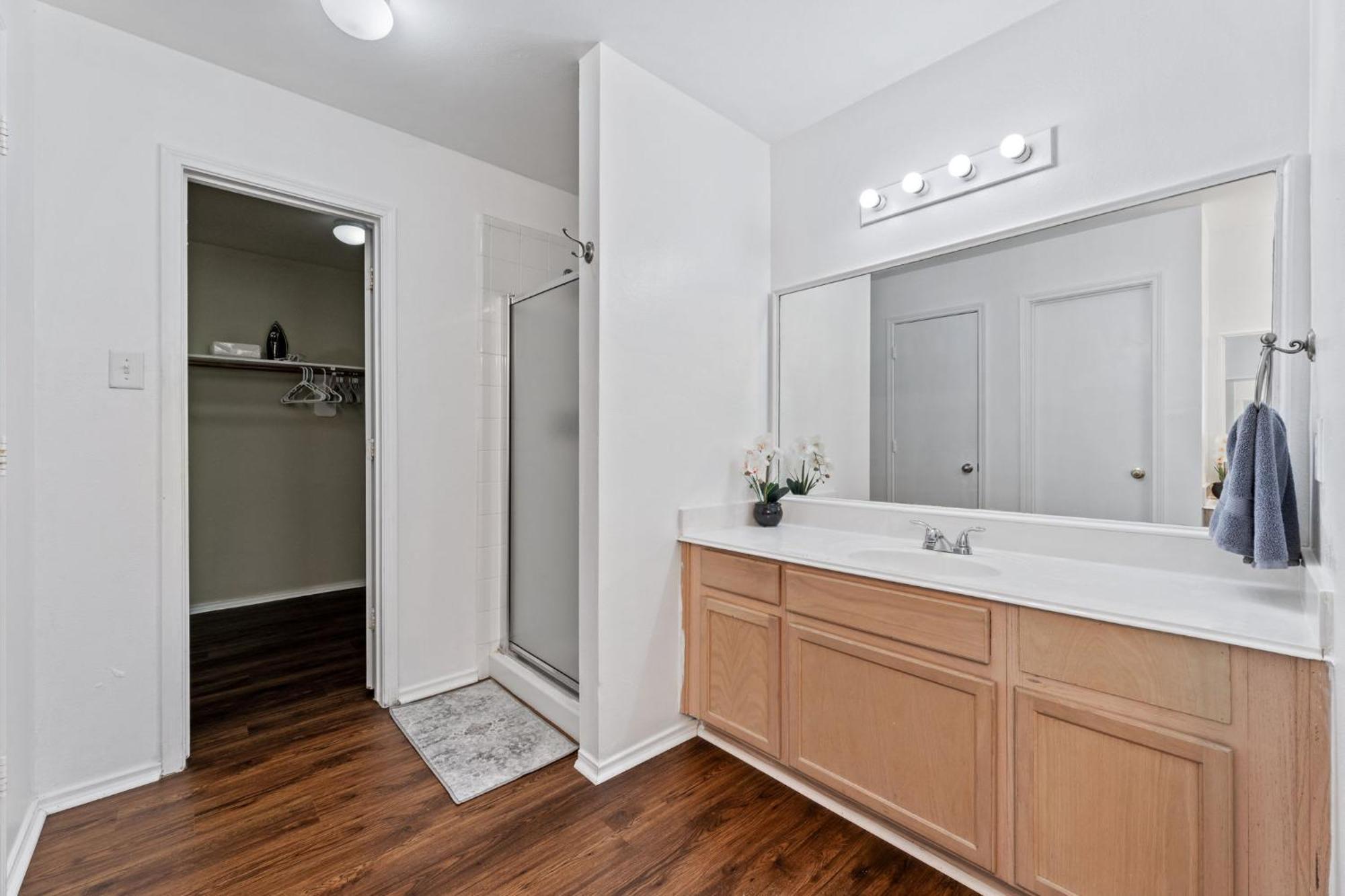 Brand New 4br 2ba With Hot Tub Holiday home Houston