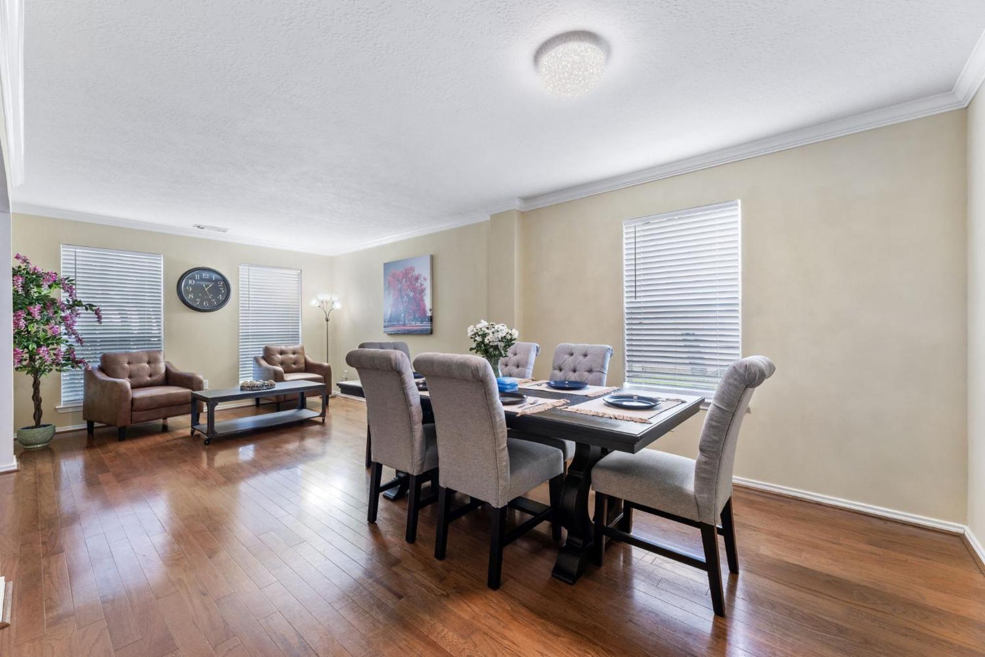 Brand New 4br 2ba With Hot Tub Holiday home Houston