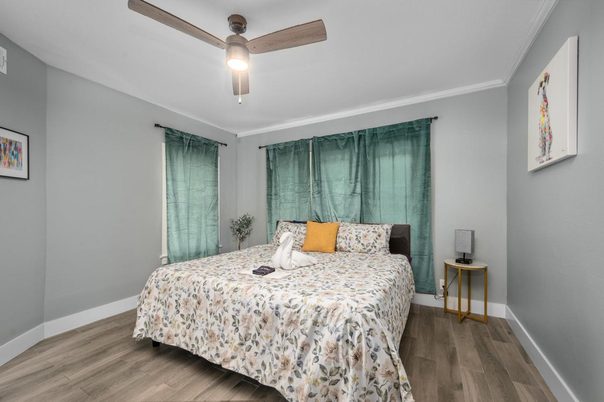 Apartment Charming And Cozy 2br Apt - Close To Downtown Houston