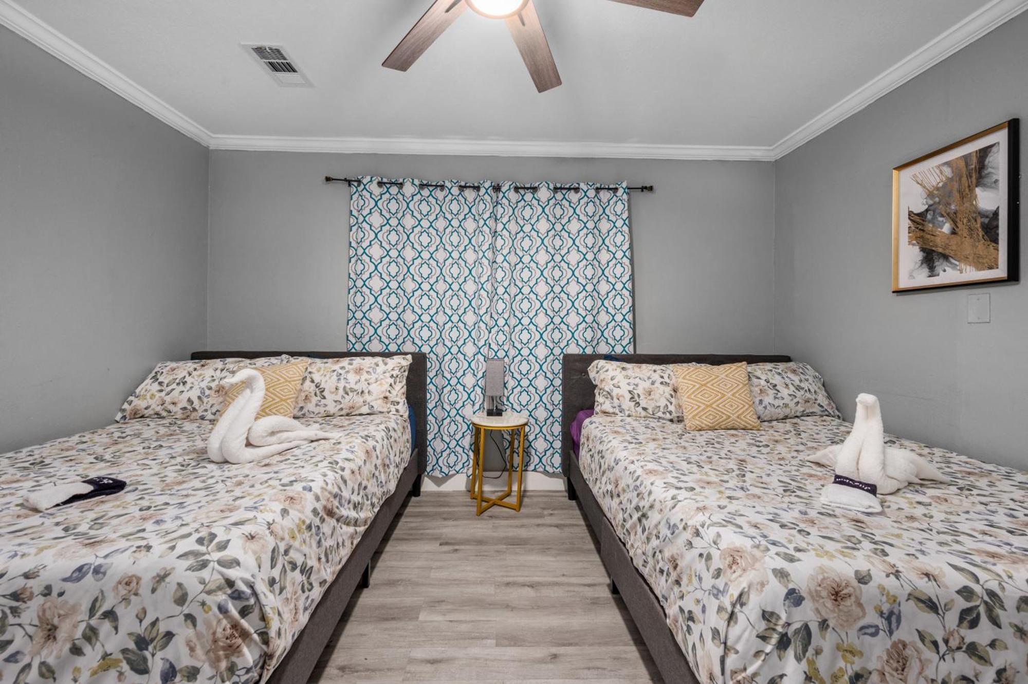 Modern & Spacious 3br Retreat On Prime Location Apartment Houston