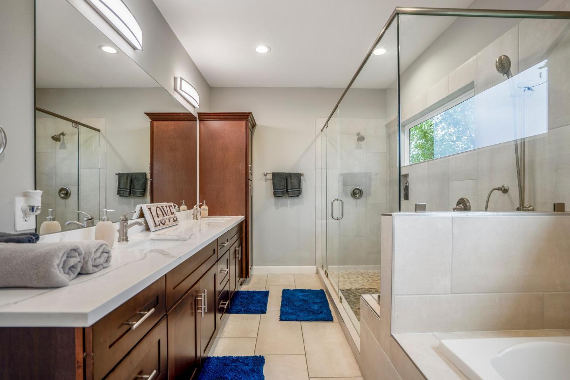 The Vibe 3bd X 4b I Downtown L Med Center I Nrg L Free Prking Apartment *