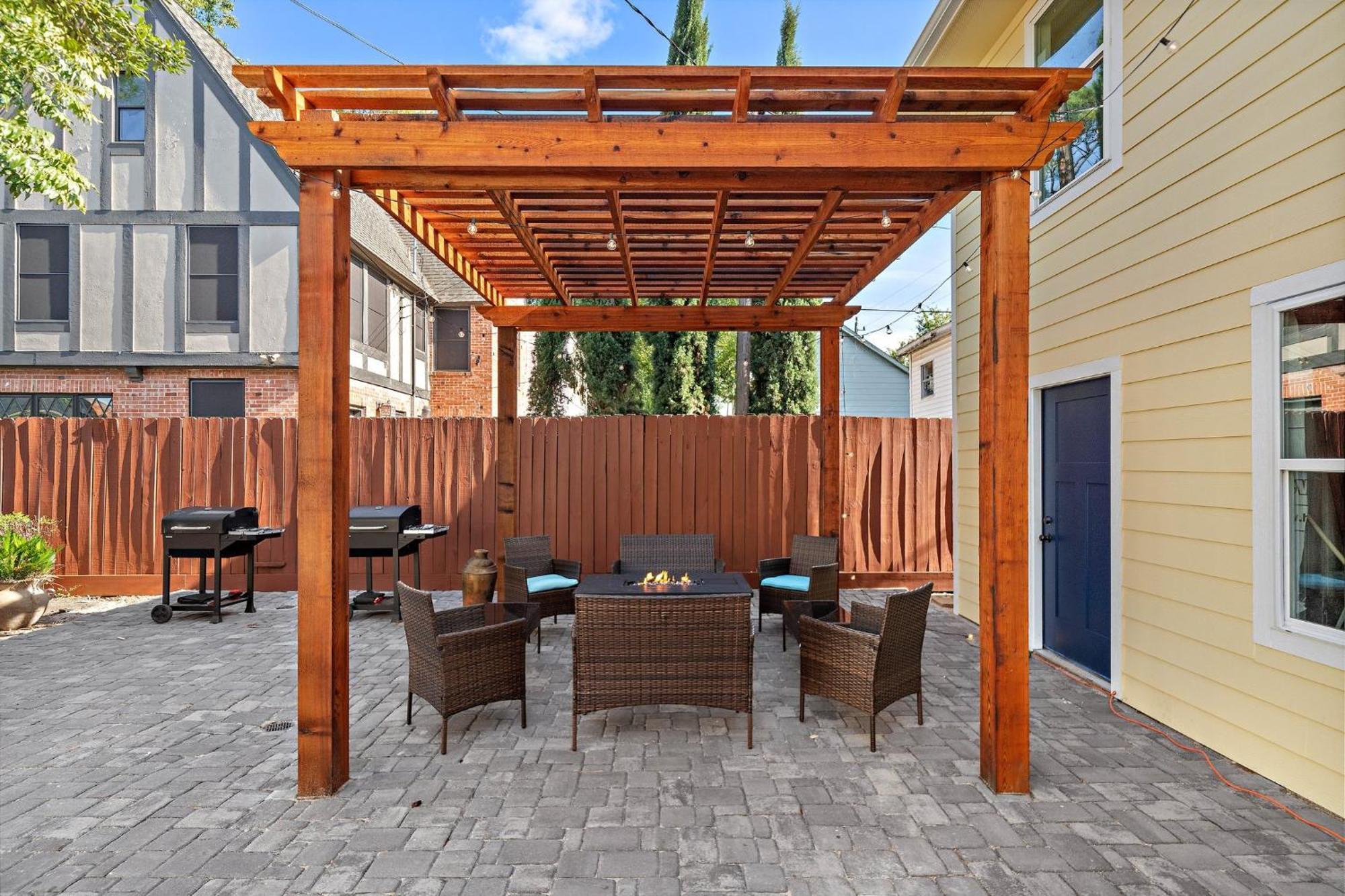 Nr Med Center, Midtown, Dt Games Patio Bbq Apartment