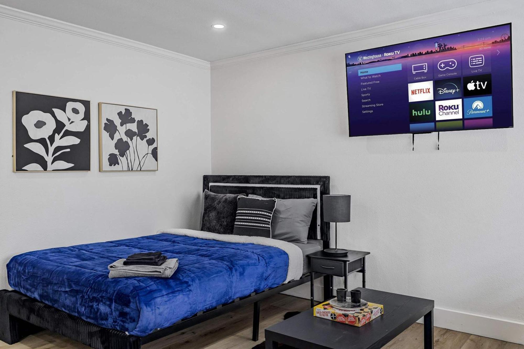 Apartment Montrose Living Prime Location Comfortable Beds Houston