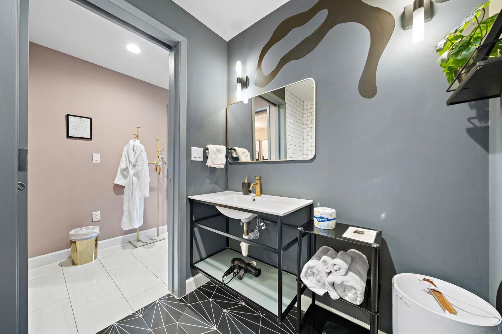 Hotel Wanderstay Boutique 4*