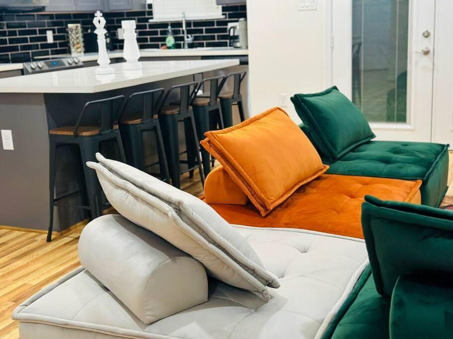 The Malmedy Is At A Location 3br Sleeps 10 Holiday home Houston