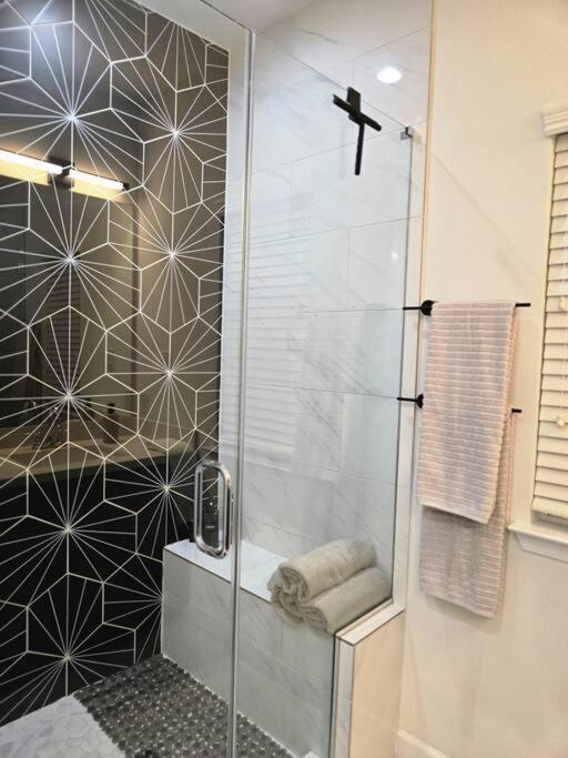 Holiday home The Malmedy Is At A Location 3br Sleeps 10 Houston