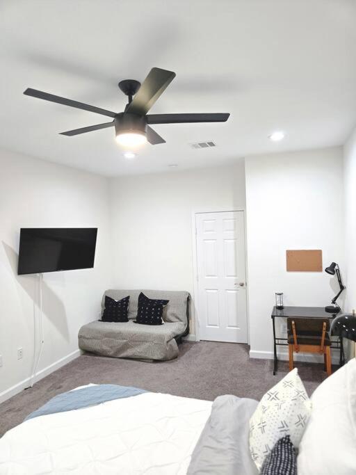The Malmedy Is At A Location 3br Sleeps 10