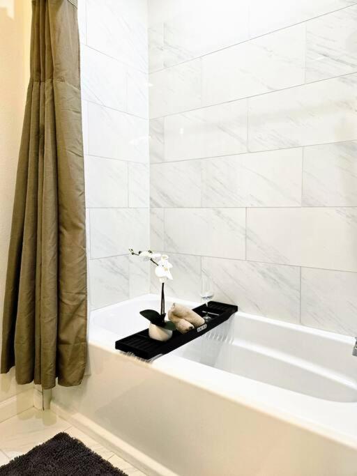 Holiday home The Malmedy Is At A Location 3br Sleeps 10 Houston