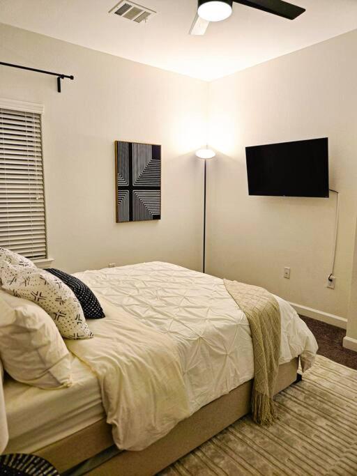 The Malmedy Is At A Location 3br Sleeps 10 * Houston