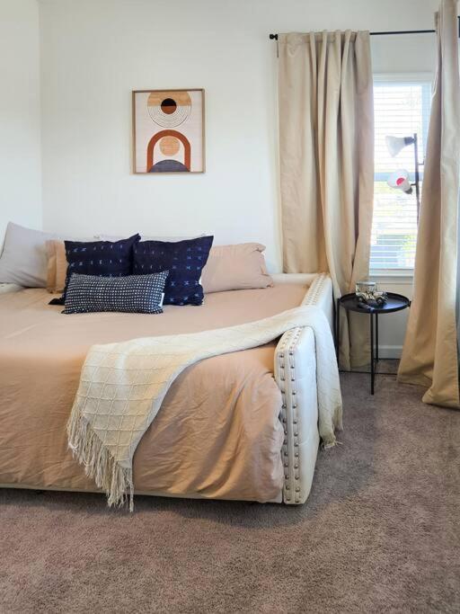 The Malmedy Is At A Location 3br Sleeps 10
