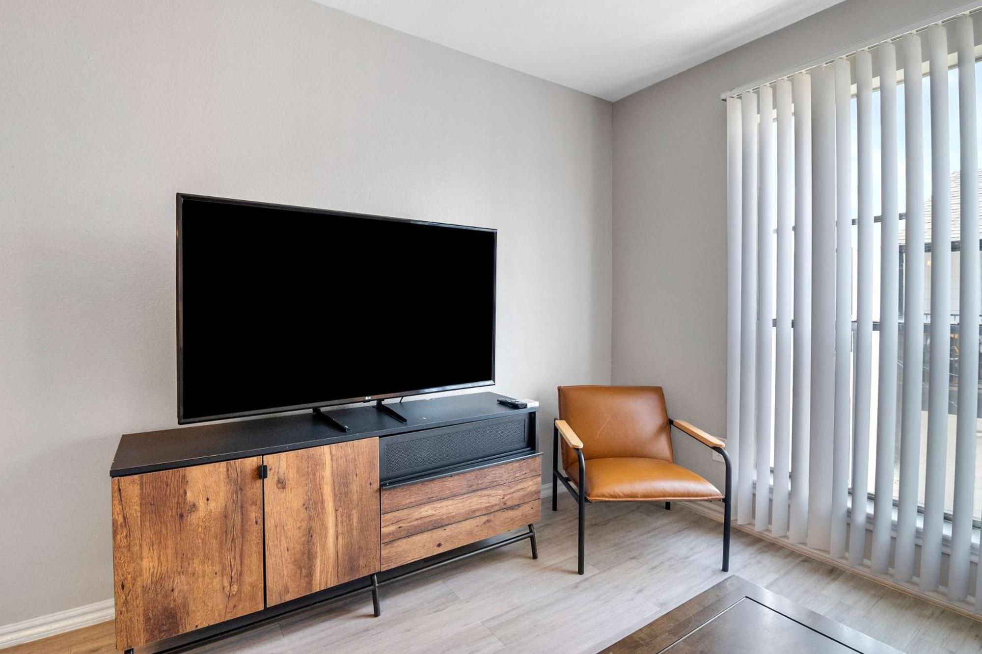 Apartment Stylish 10 Min To Main Street Downtown Houston