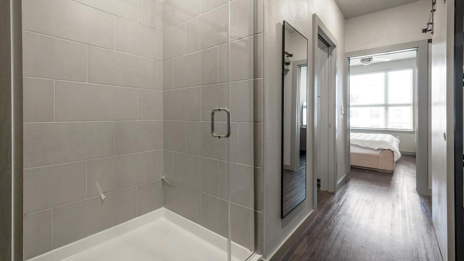 Landing At The Standard In The Heights - 1 Bedroom In Northside Houston