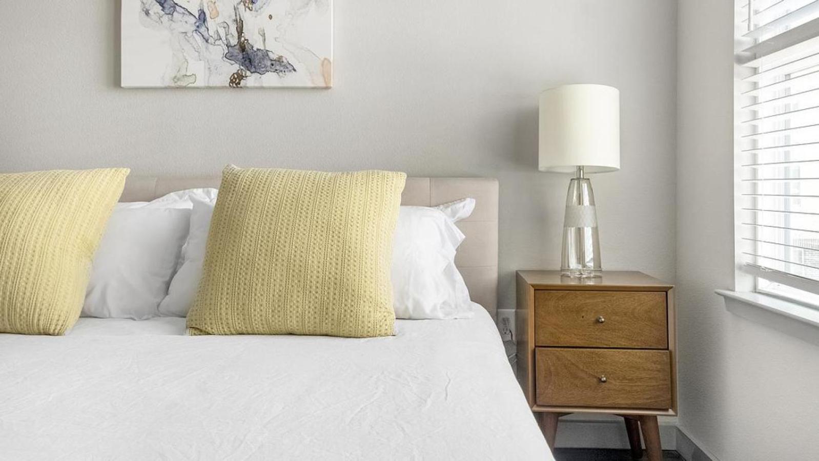 Apartment Landing At The Standard In The Heights - 1 Bedroom In Northside Houston