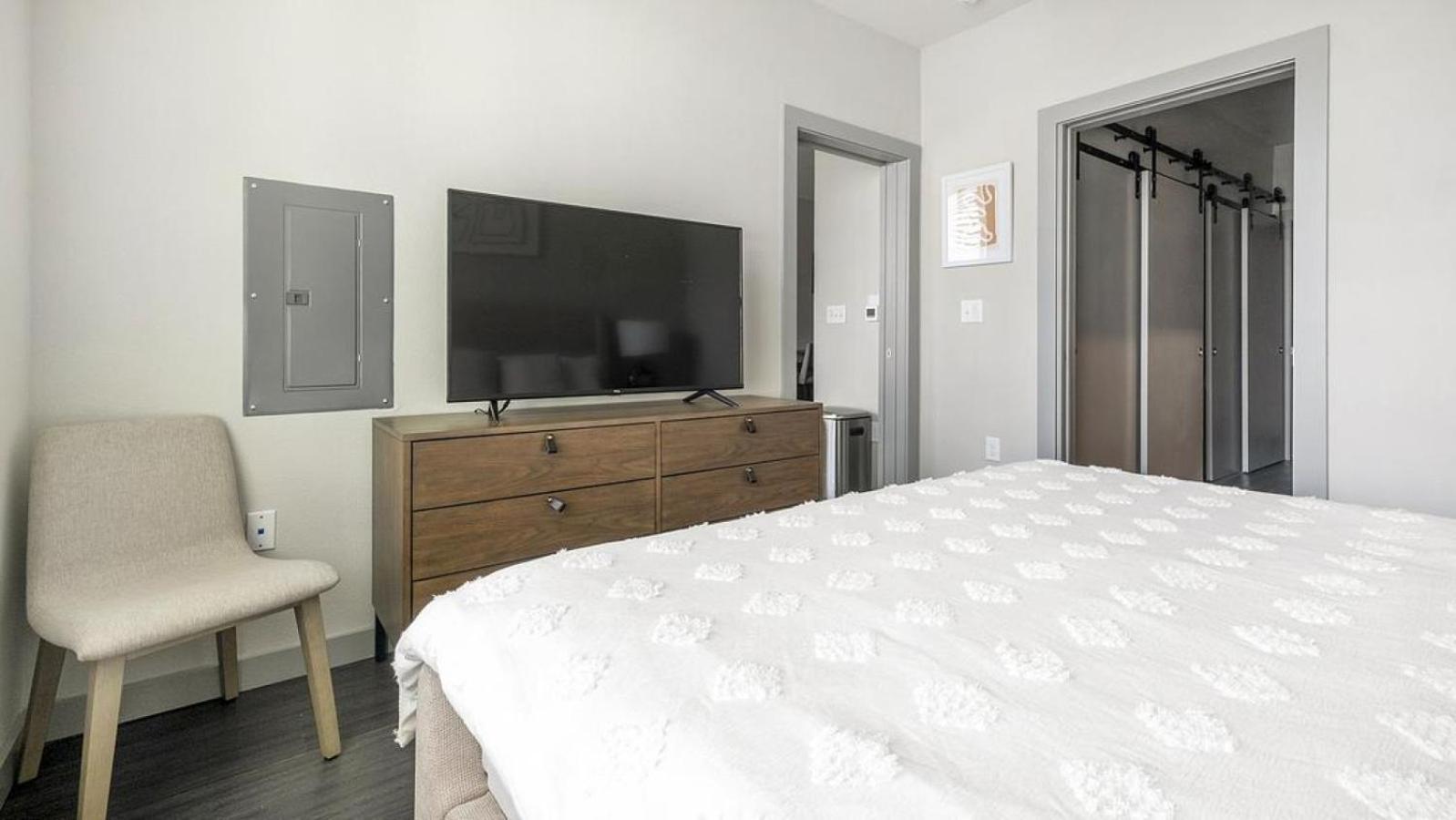 Landing At The Standard In The Heights - 1 Bedroom In Northside Houston