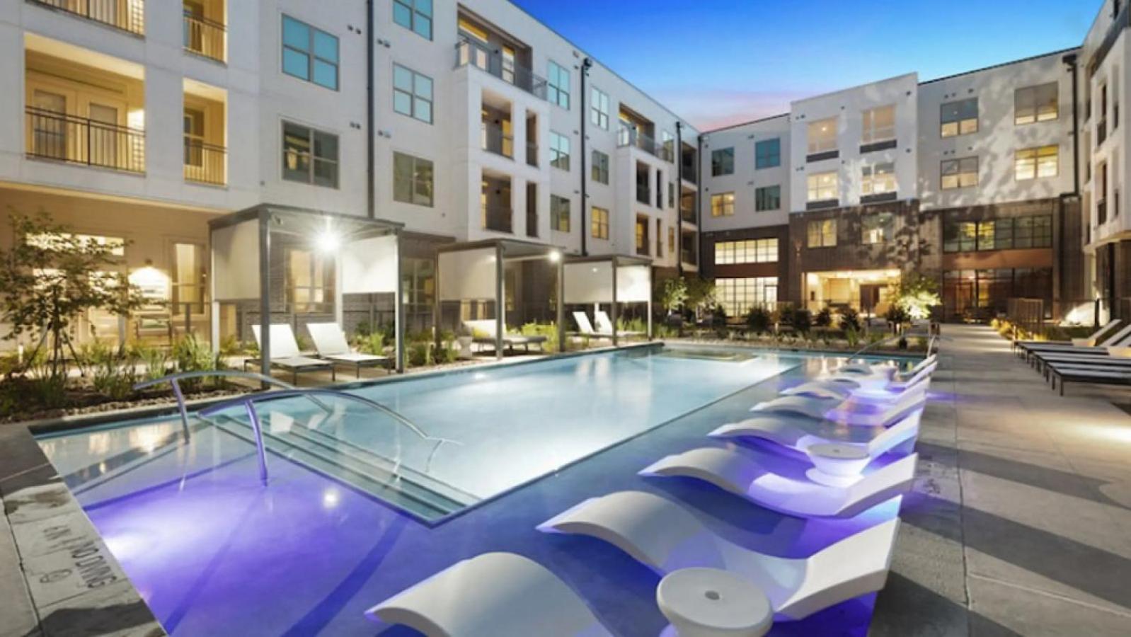 Landing At The Standard In The Heights - 1 Bedroom In Northside
