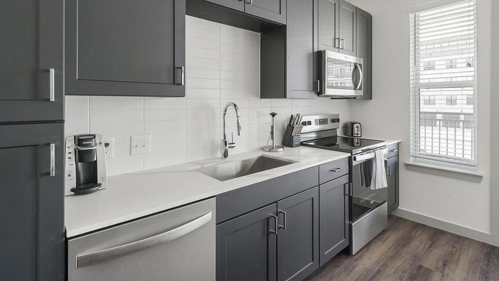 Apartment Landing At The Standard On The River - 2 Bedrooms In Northside *