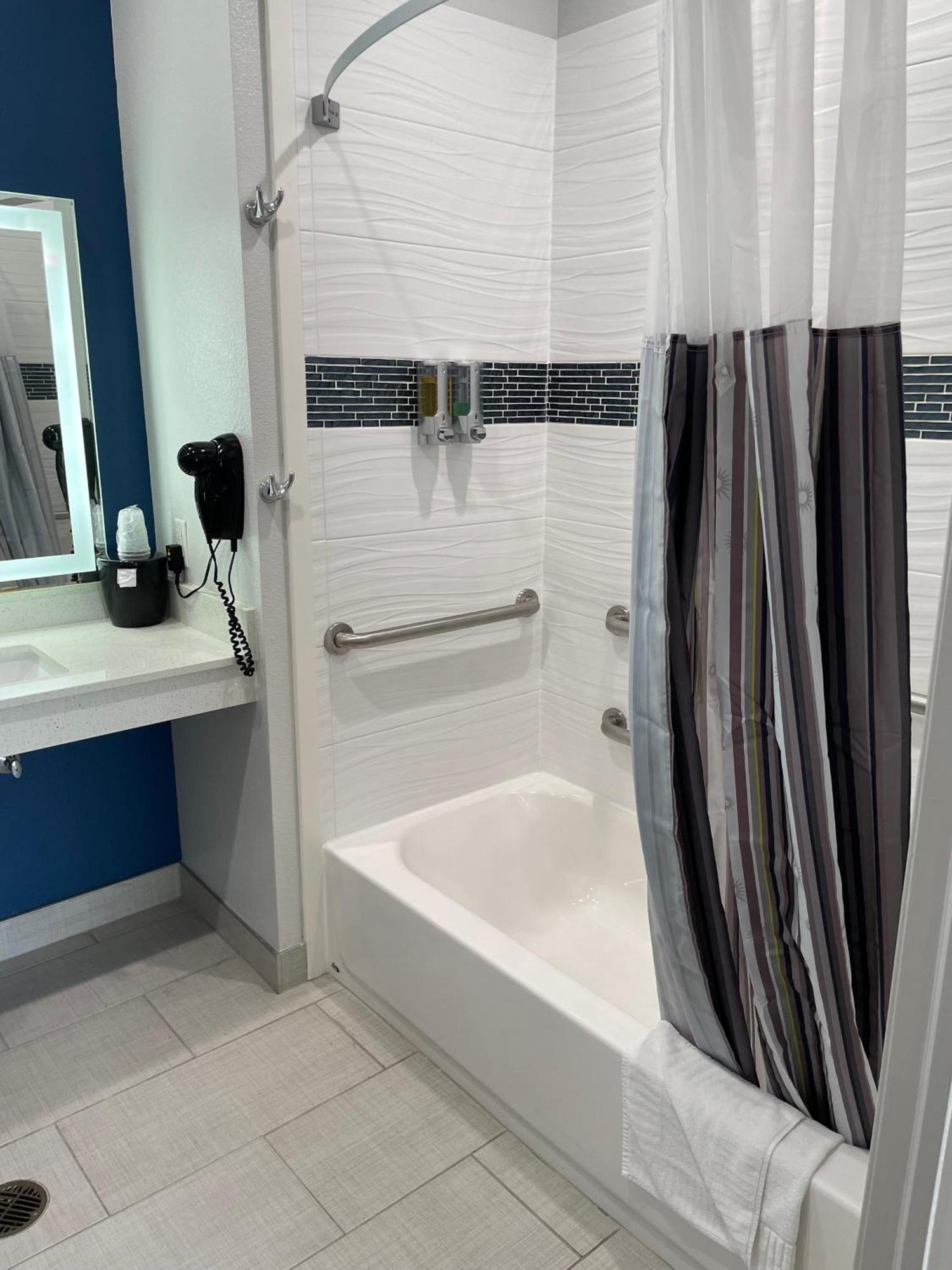 Express - Richey Hotel 4*