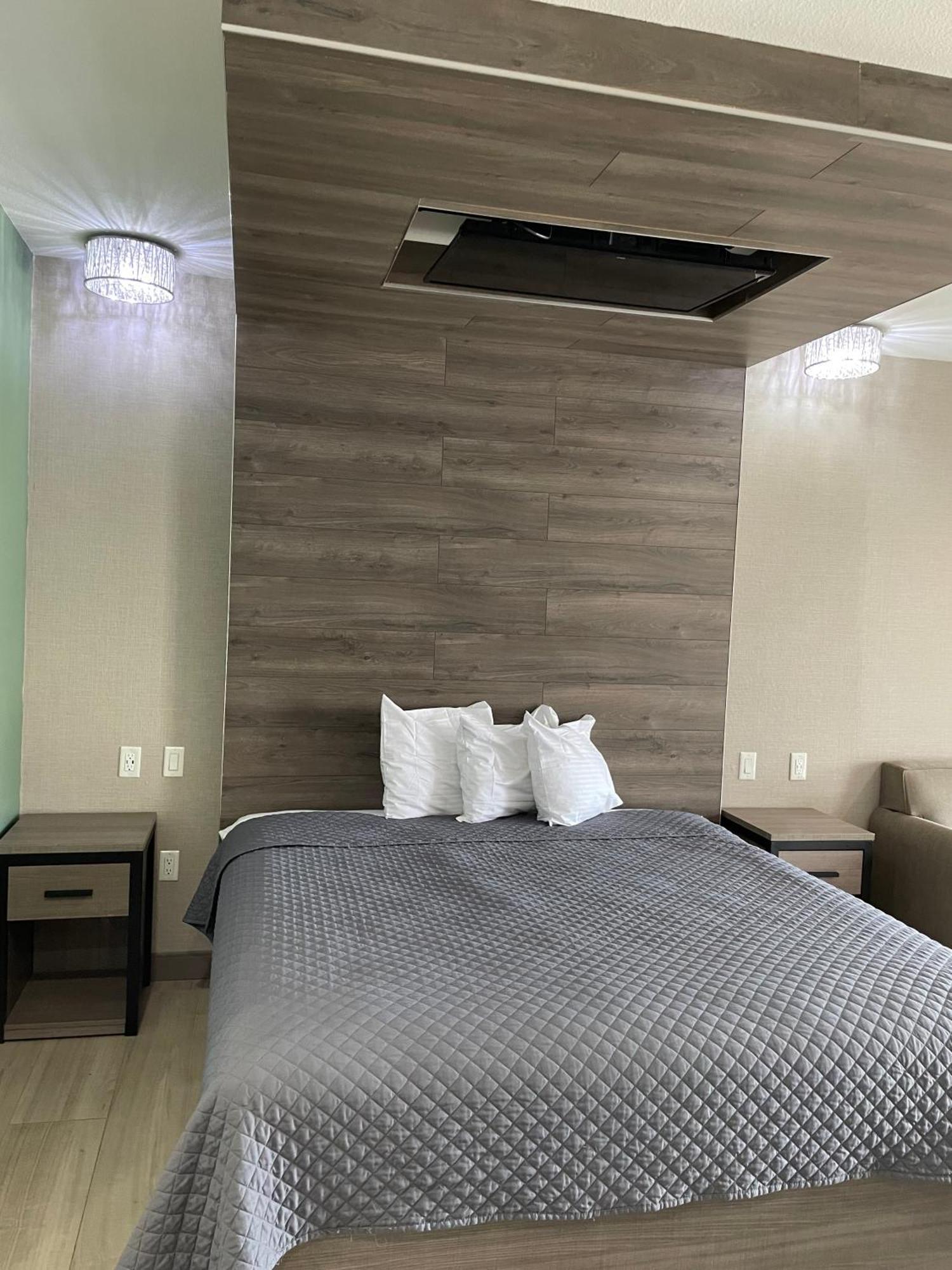 Hotel Express - Richey Houston