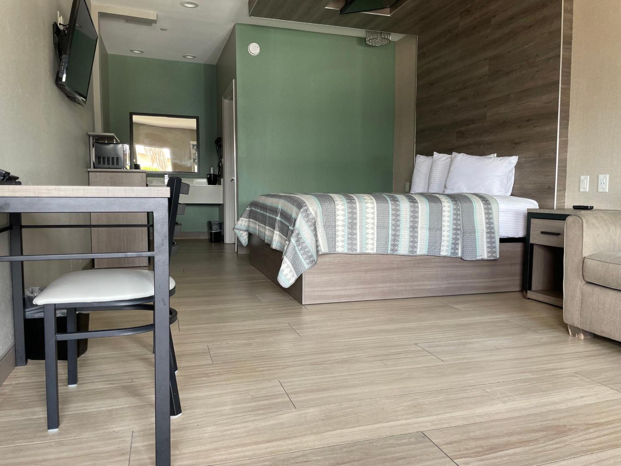 Express - Richey 4* Houston