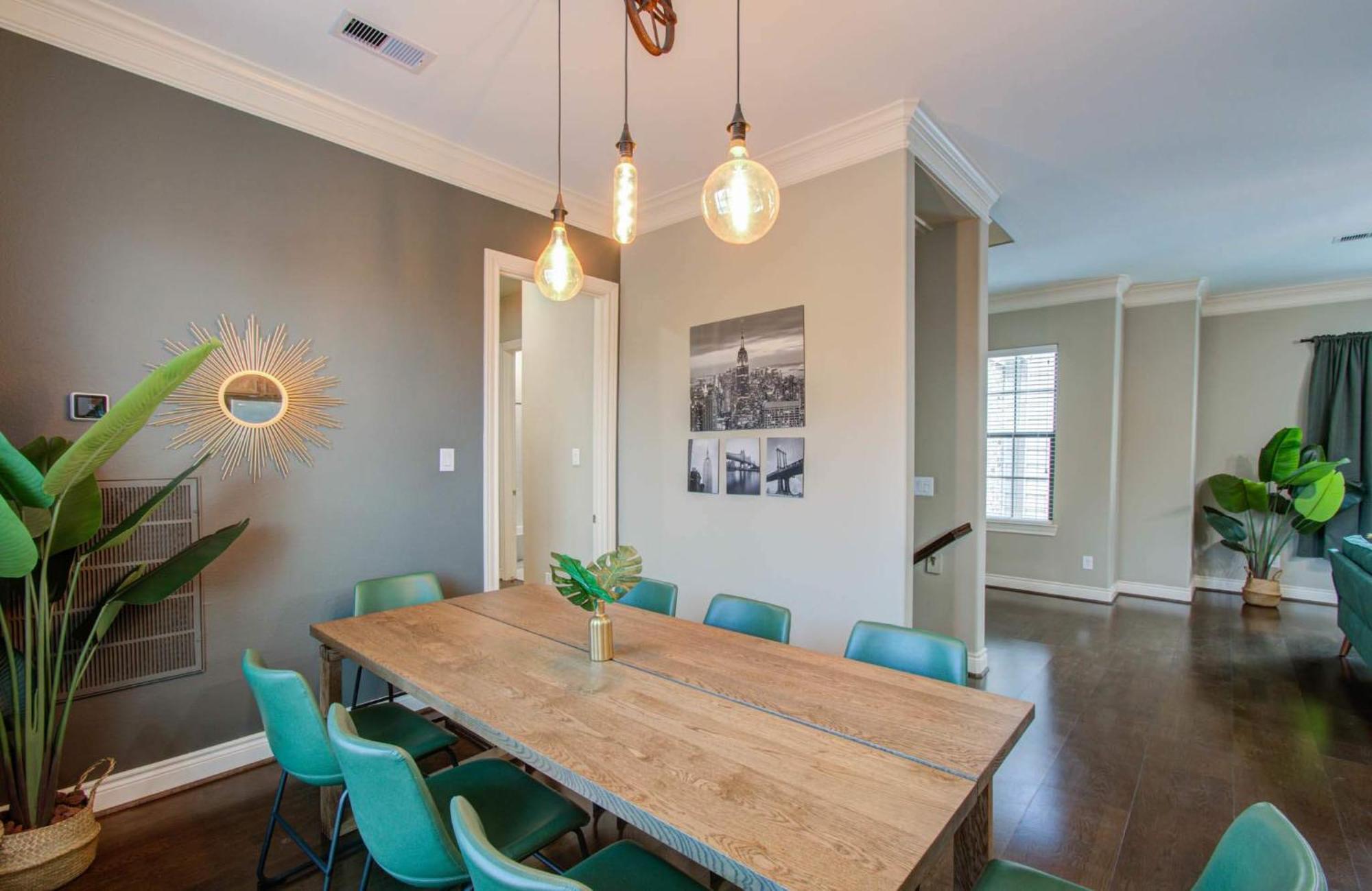 Holiday home Chic & 3-bd Townhouse Mins To Dt Houston