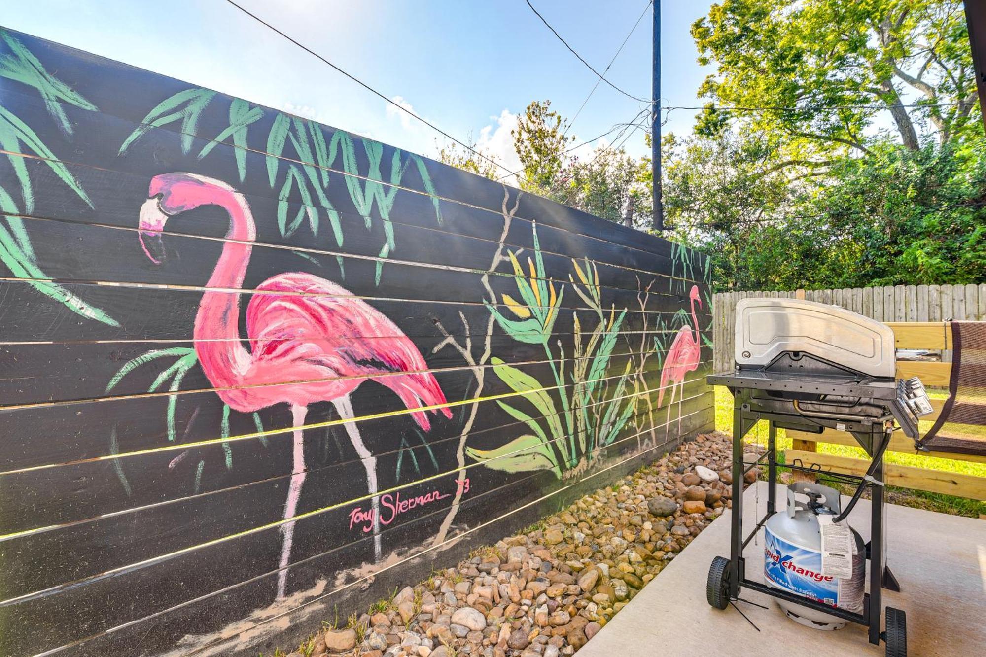 Holiday home South Townhome With Patio And Gas Grill!
