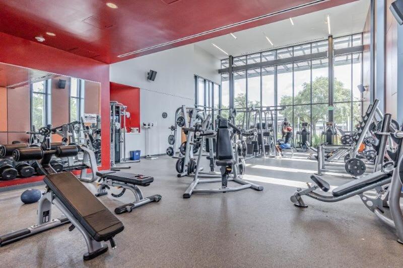 Spacious 3bd With Pool I Near Hotspots I Sleeps 12 Houston