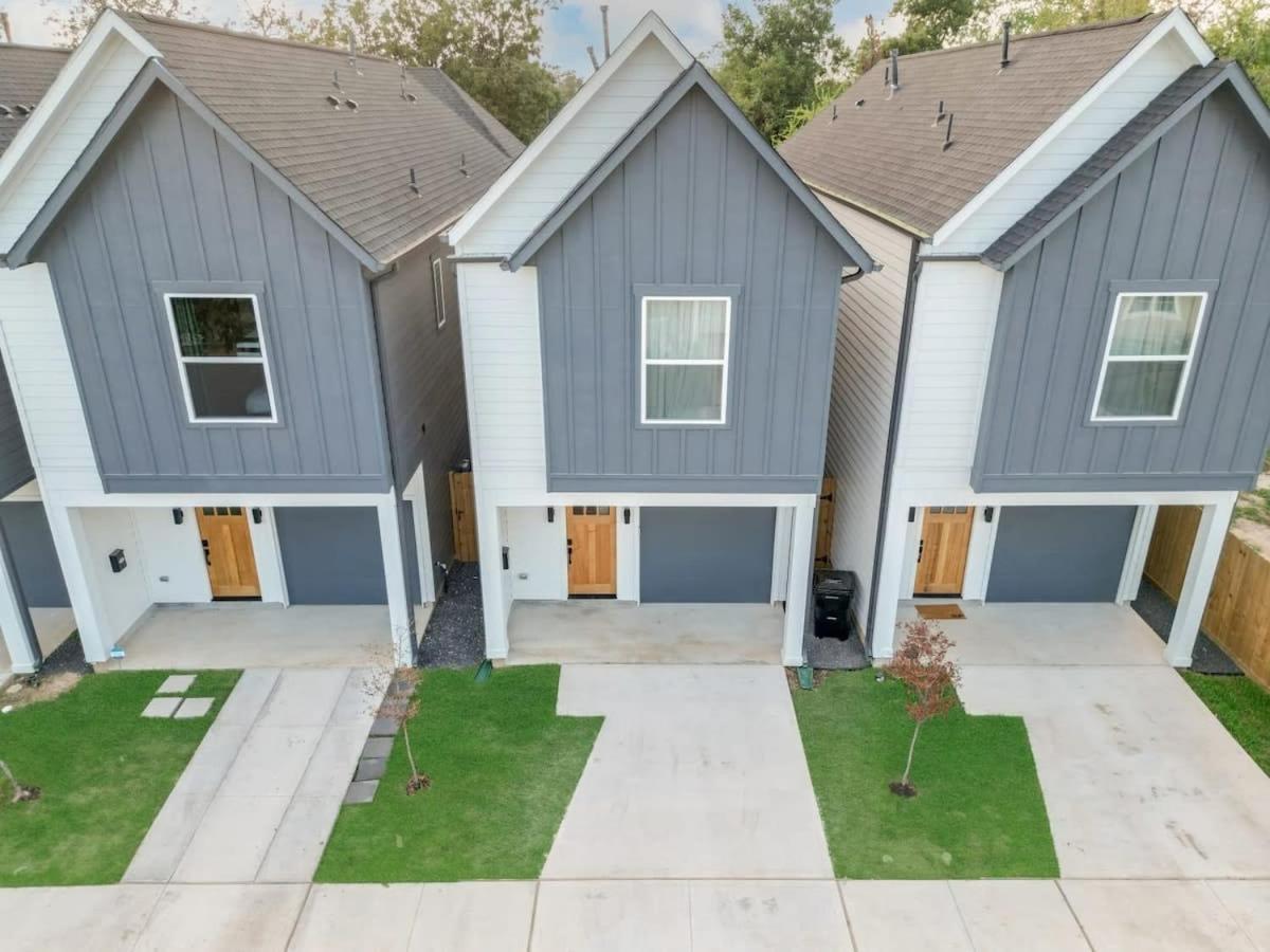 Holiday home Heart Of - Modern 3bd Open-concept *