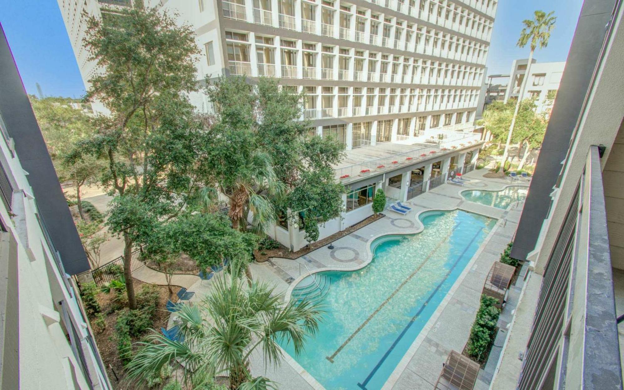 Apartment 3bd Luxury Convenience W Pool Gym