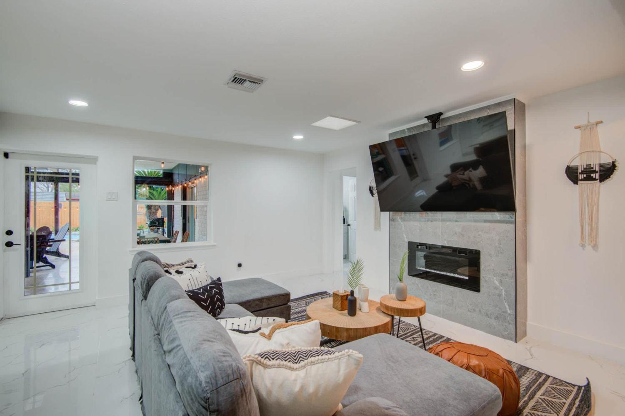 Spring Branch Getaway Feat 5bd Pool Hot Tub
