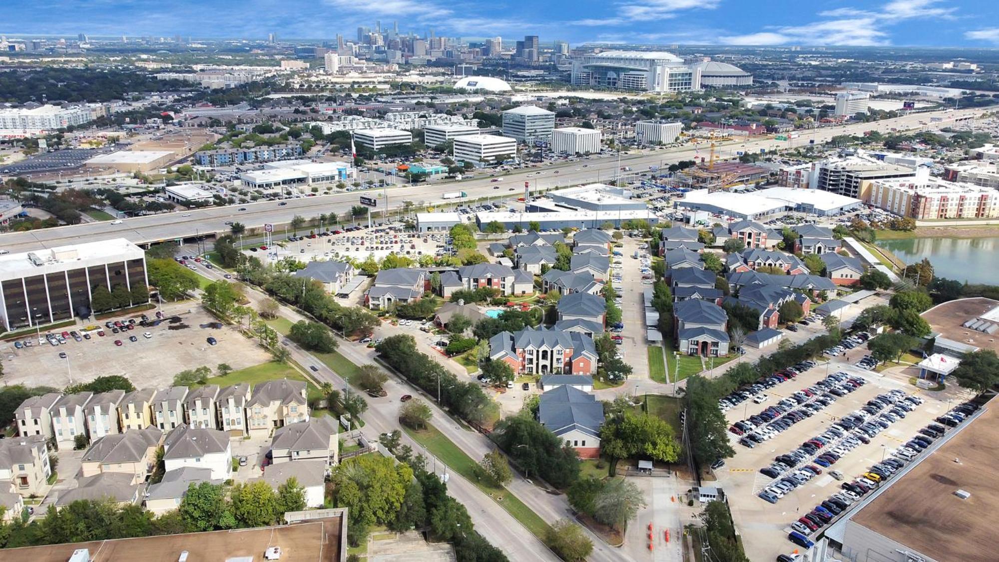 Nrg, Rice U, Md Anderson, Med Ctr, Pool, 500mbps Wi Fi Holiday home Houston