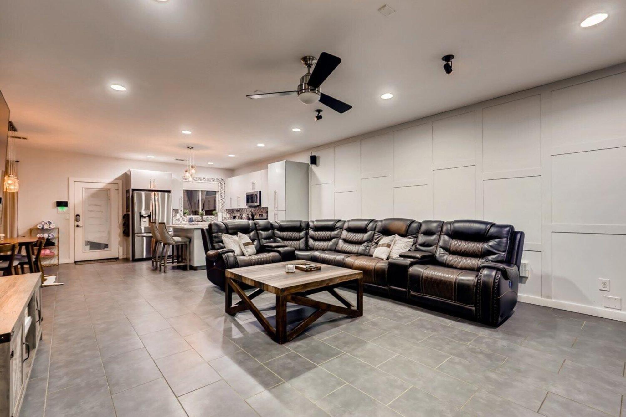 Holiday home Private Downtown Oasis Hot Tub & Fire Pit *